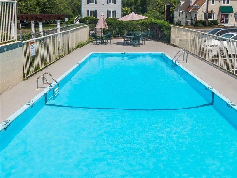 Relax Inn Cape Cod West Yarmouth Hyannis Esterno foto